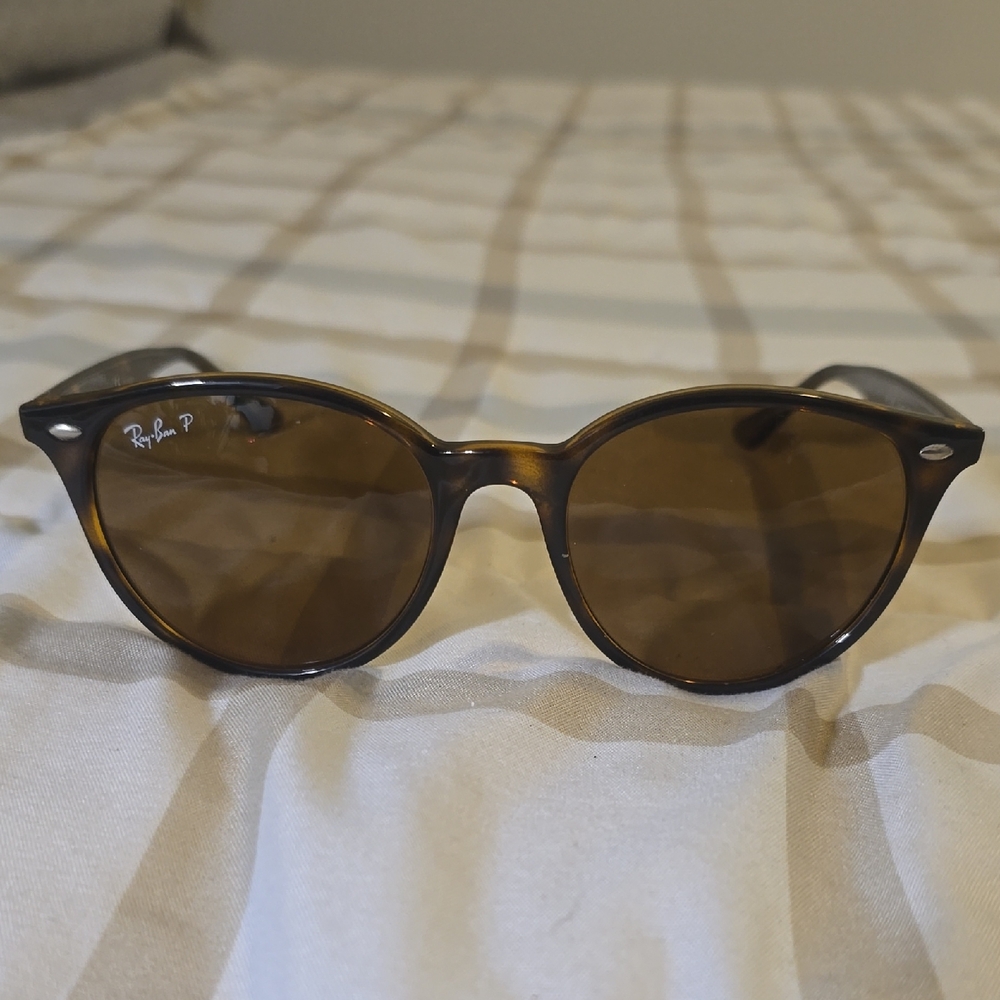 Ray-Ban Tortoise Shell Round Sunglasses